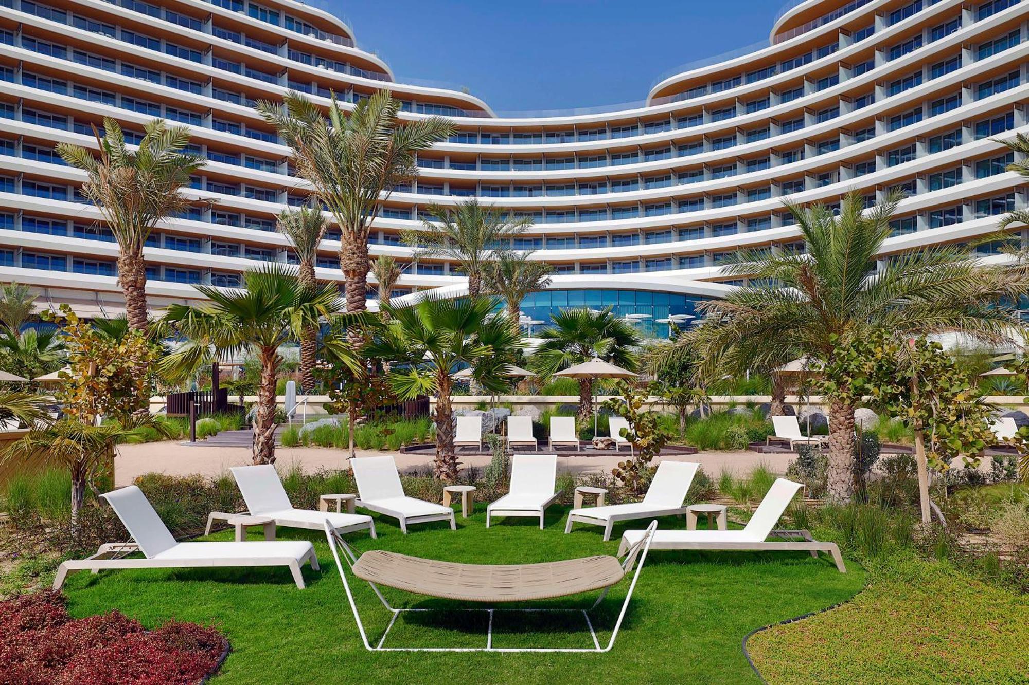 Waldorf Astoria Doha Lusail Exterior photo The Cove Rotana Resort