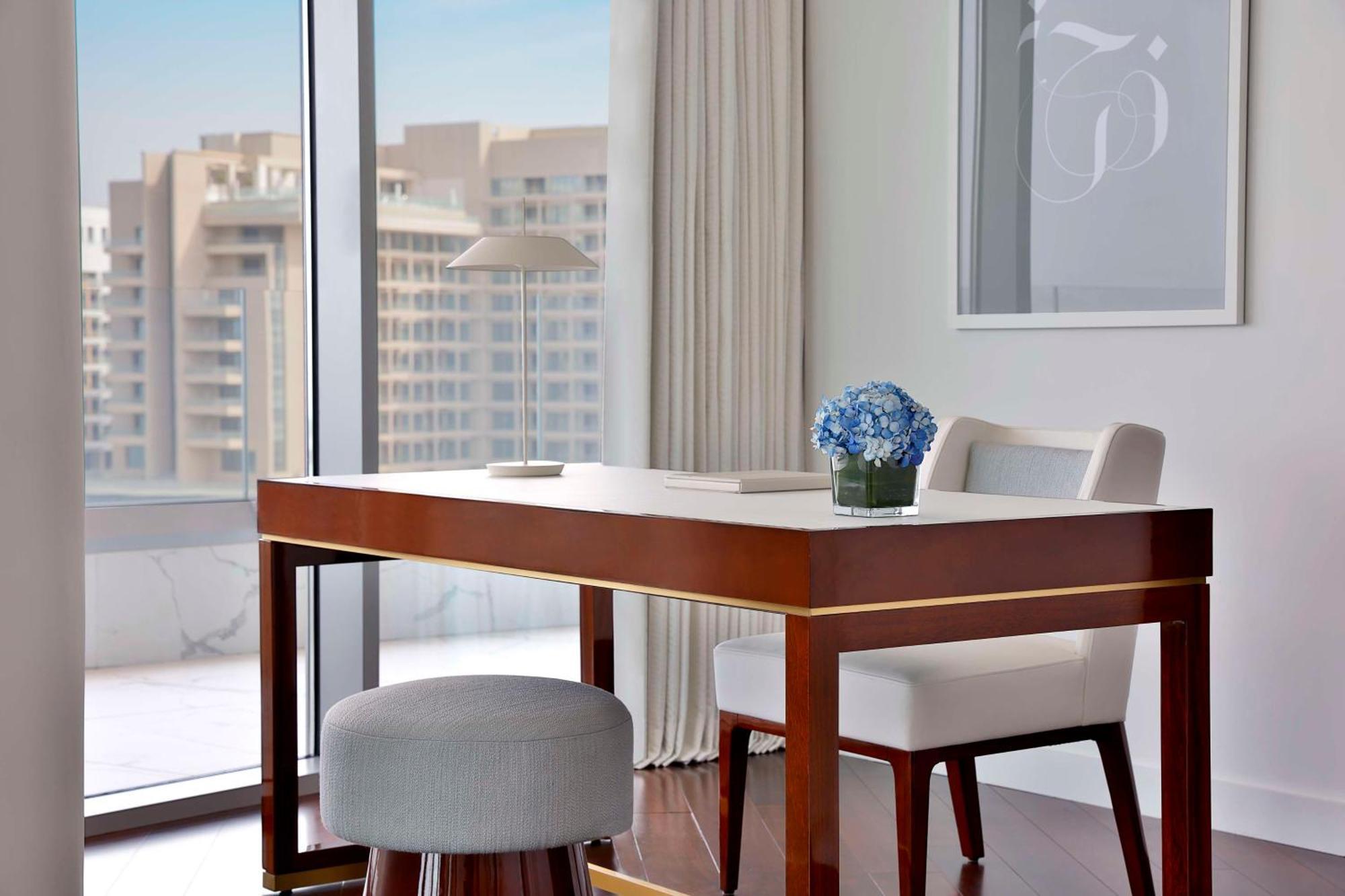 Waldorf Astoria Doha Lusail Exterior photo A dining room at the Ritz-Carlton, Tel Aviv