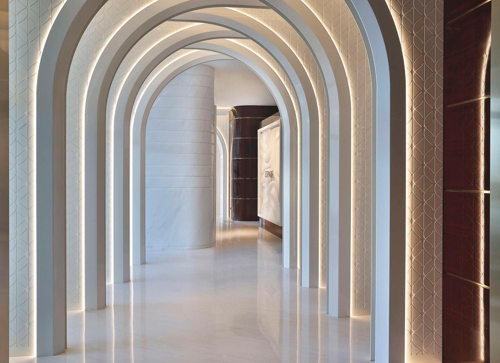 Waldorf Astoria Doha Lusail Exterior photo The interior of the hotel